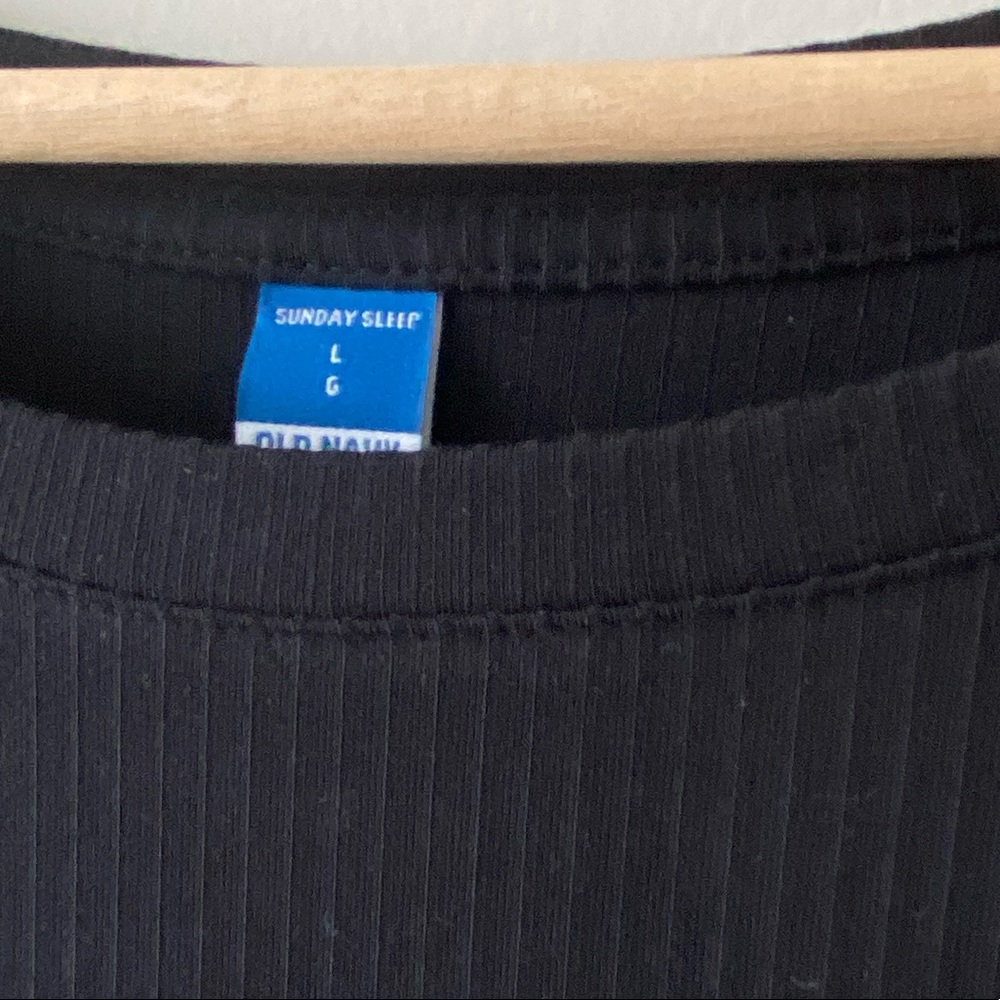 Old Navy Ribbed Shirt - Picture 2 of 3